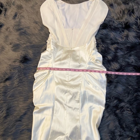 VINTAGE style Damsel In A Dress wedding dress gown. - Picture 10 of 16